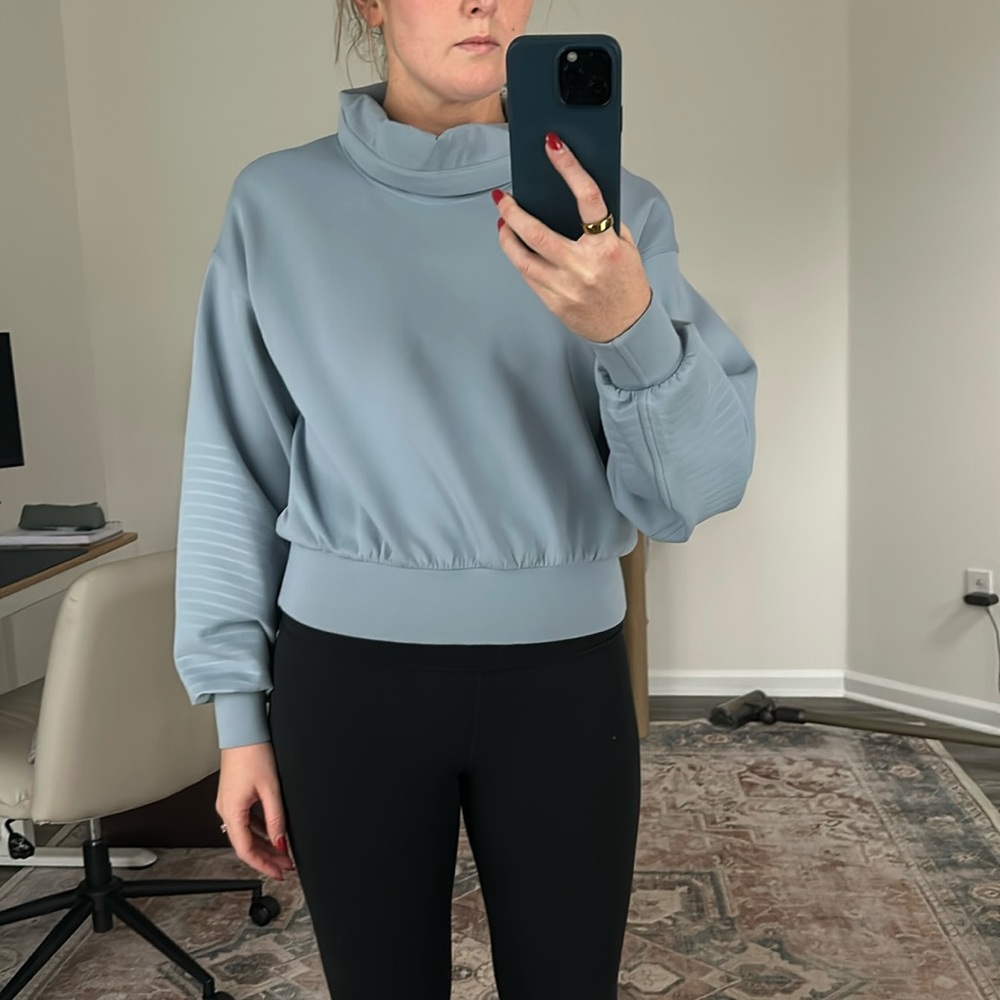 Lululemon Scuba Turtleneck